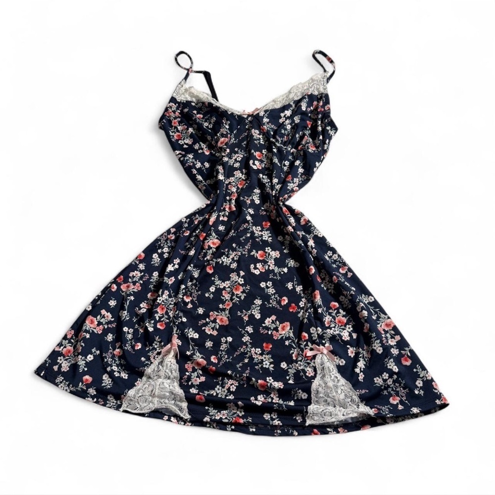 Floral Lace Trim Nightgown